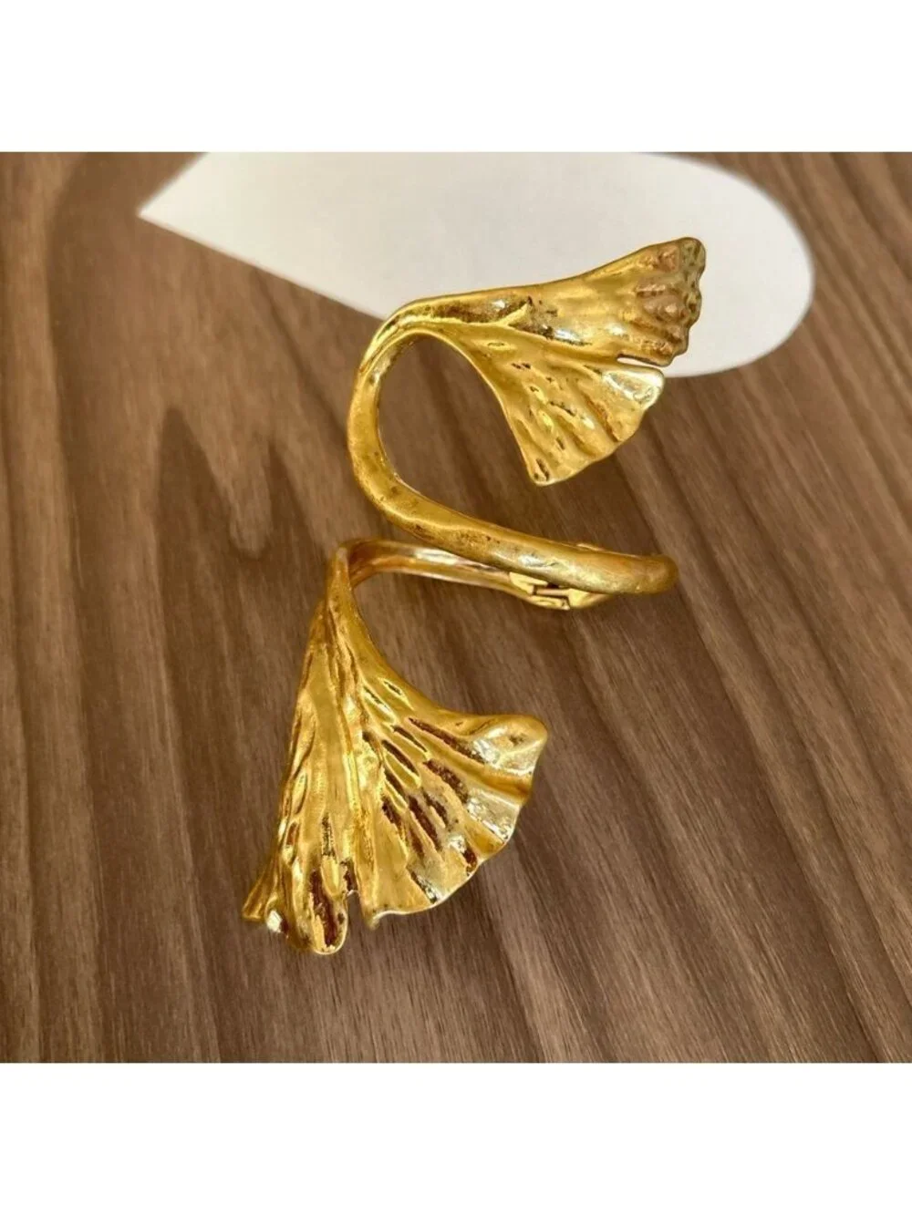 Elegant Gold Leaf Cuff Bracelet Q342